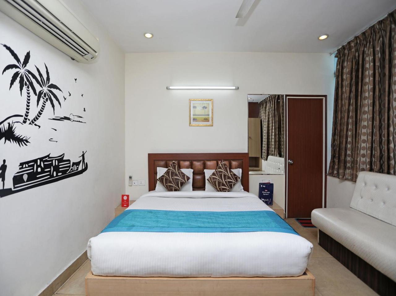 Oyo 1524 Hotel Vaani Continental Kanpur Exterior foto